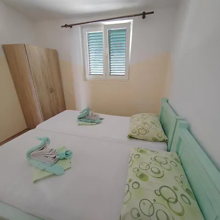 Residence Aporia Apartman *